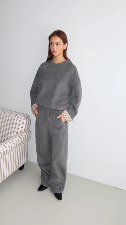 Костюм с брюками