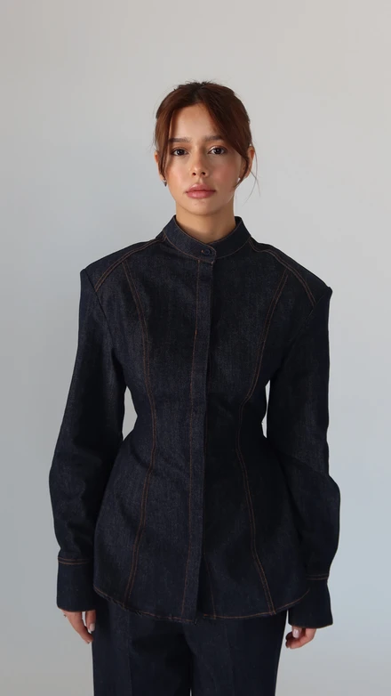 Джинсовая рубашка