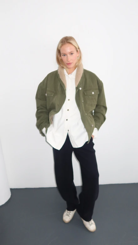 Джинсовая куртка