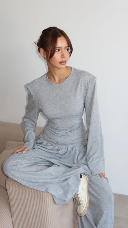 Костюм с брюками